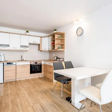 Myflat Silverbeach 112 아파트